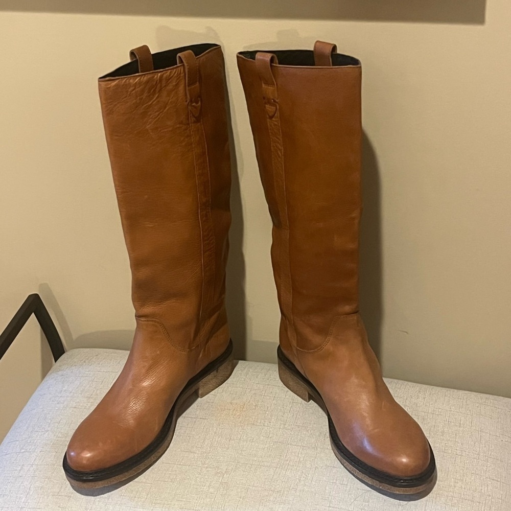 Boemos Italian Leather Tan Tall Riding- Style Boots, made in Italy, Euro Size 37